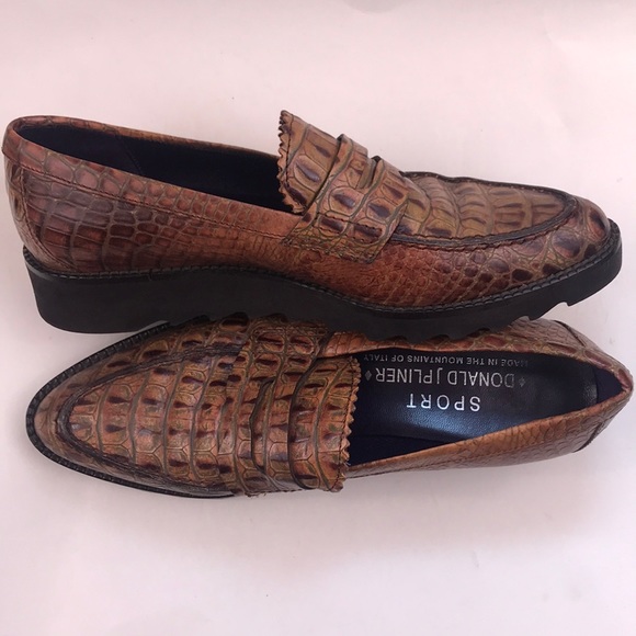 Donald J. Pliner leather loafers, size 6, EUC - Picture 4 of 10